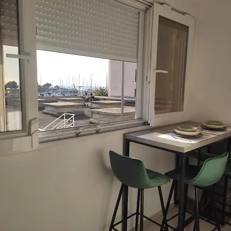 Studio Apartman Irma Cervar Porec Exterior photo
